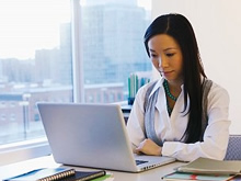 一流講師から直接学ぶ、実践的ブロードバンド・ラーニング